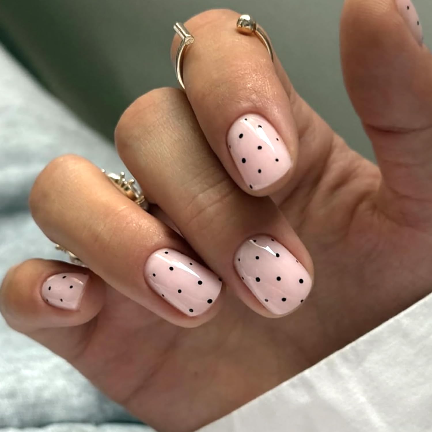 Summer French Press On Nails Short Almond, Cute Nude Pink Fake Nails with White French Tip & Brown Dot Detail, Glossy Gel Acrylic Stick On Nails, Perfect for Daily Wear & Gifts, New Packaging, 32PCS